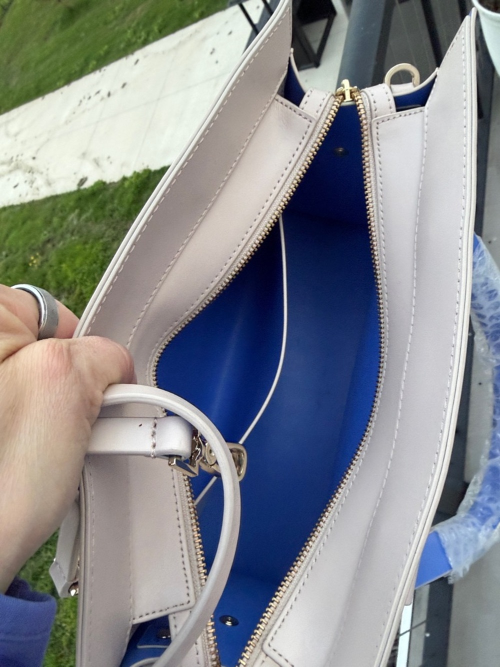 NWOT kate spade Leather Satchel in Light Beige (Cream) - Picture 5 of 7